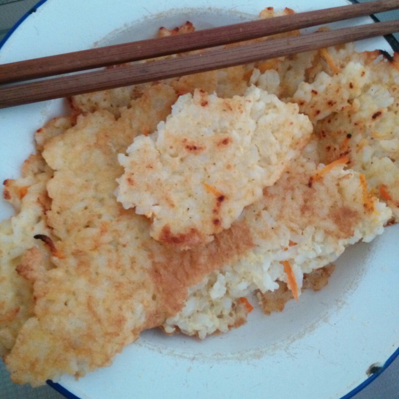 剩米饭鸡蛋煎饼