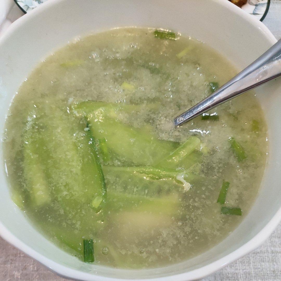 黄瓜皮蛋汤