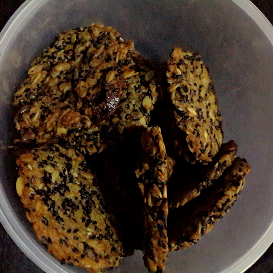 黑芝麻燕麦高纤饼干（无添加，另含植物油减脂配方）