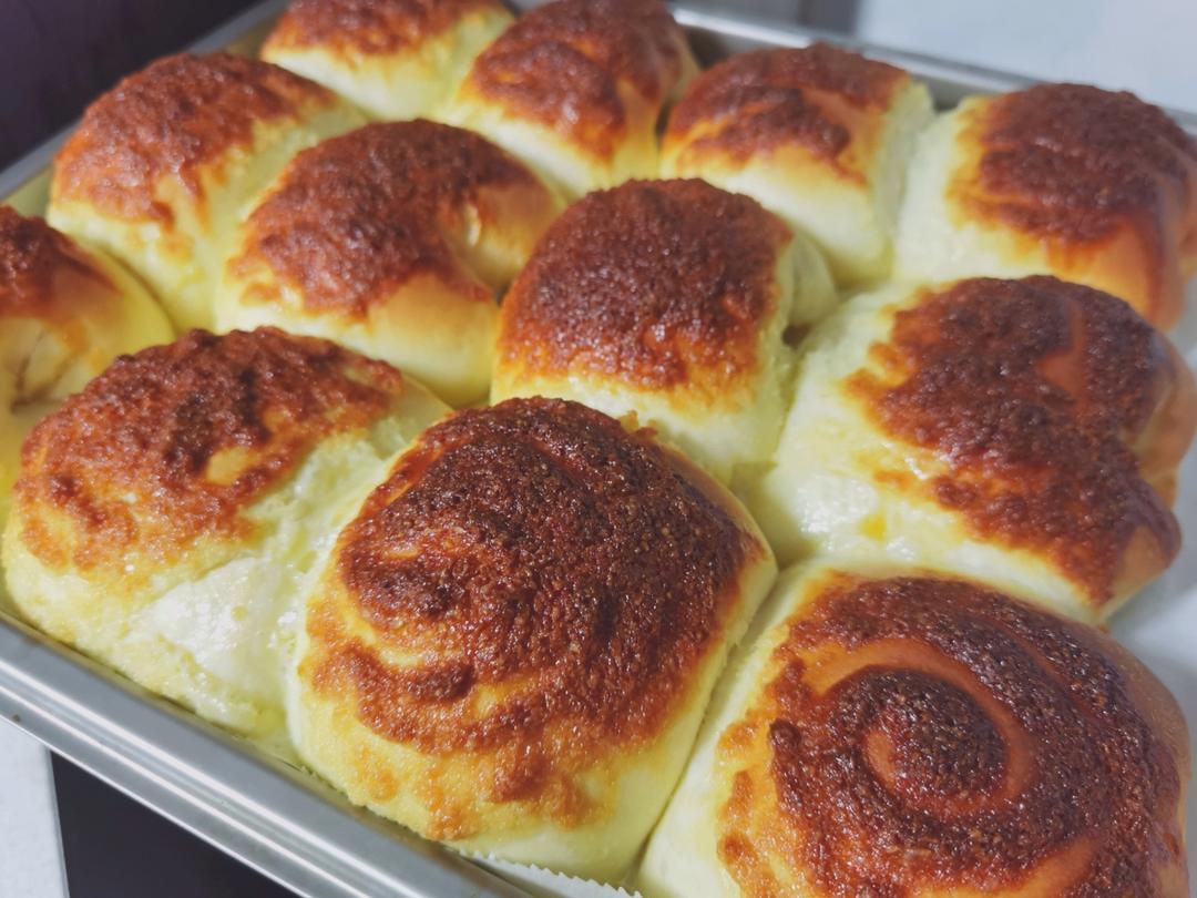 一次发酵同样松软的椰蓉小面包