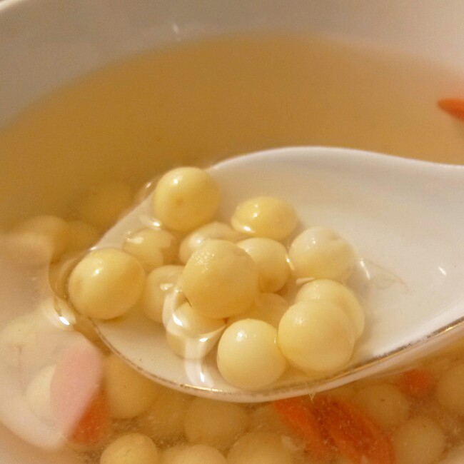 糖水鸡头米