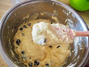 蓝莓爆浆热烤蛋糕Römertopf陶锅版的做法 步骤4