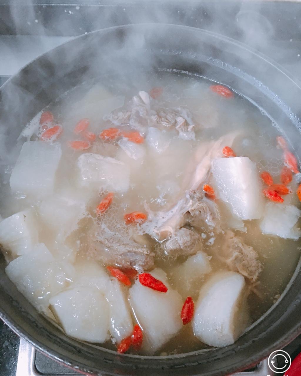 羊蝎子炖白萝卜