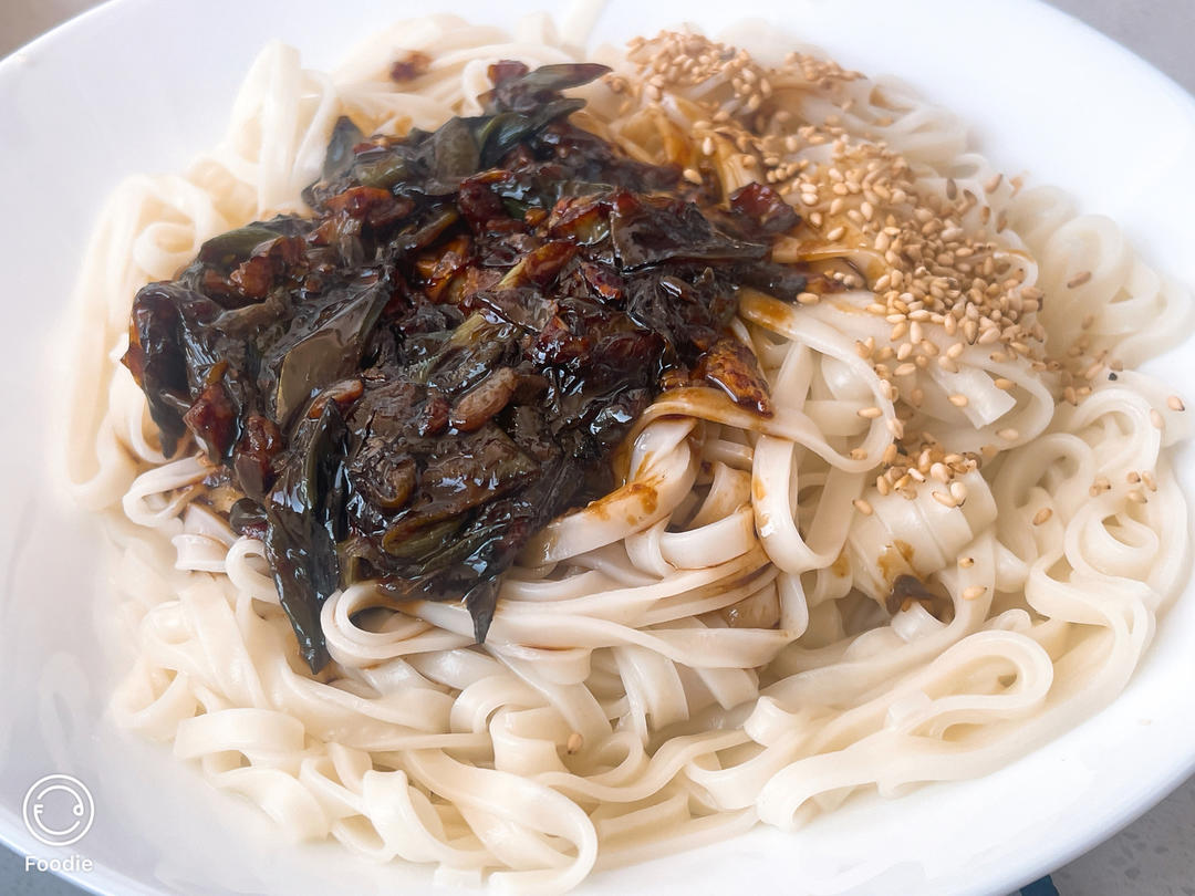 10分钟搞定的一碗葱油拌面