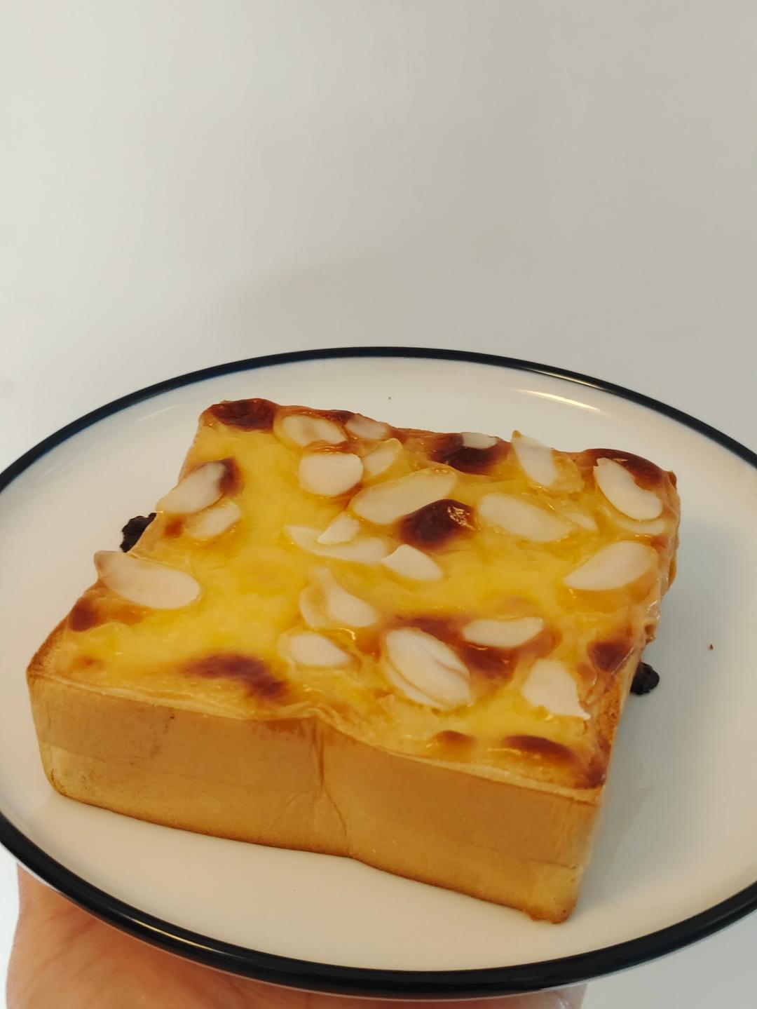 零失败快手岩烧乳酪(熔岩吐司)十分钟网红早餐，好吃哭