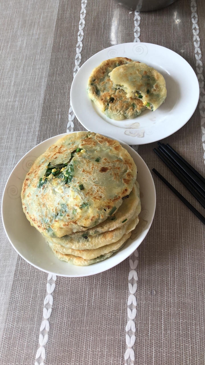 皮薄如纸的韭菜馅饼|免揉面法