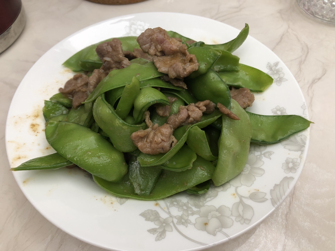 快手菜：沙茶牛肉炒荷兰豆