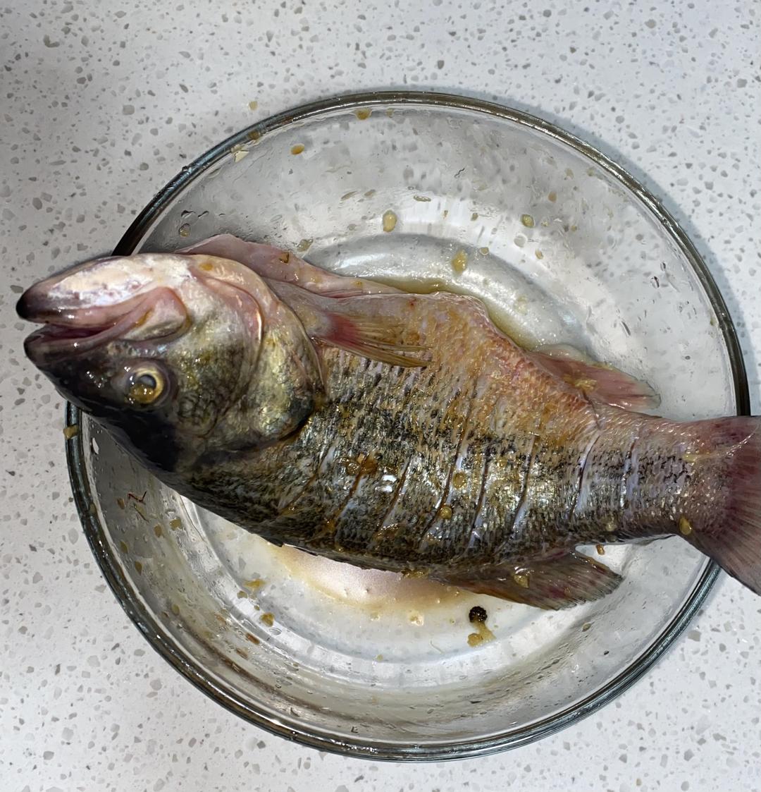 懒人酸菜鱼的做法 步骤1