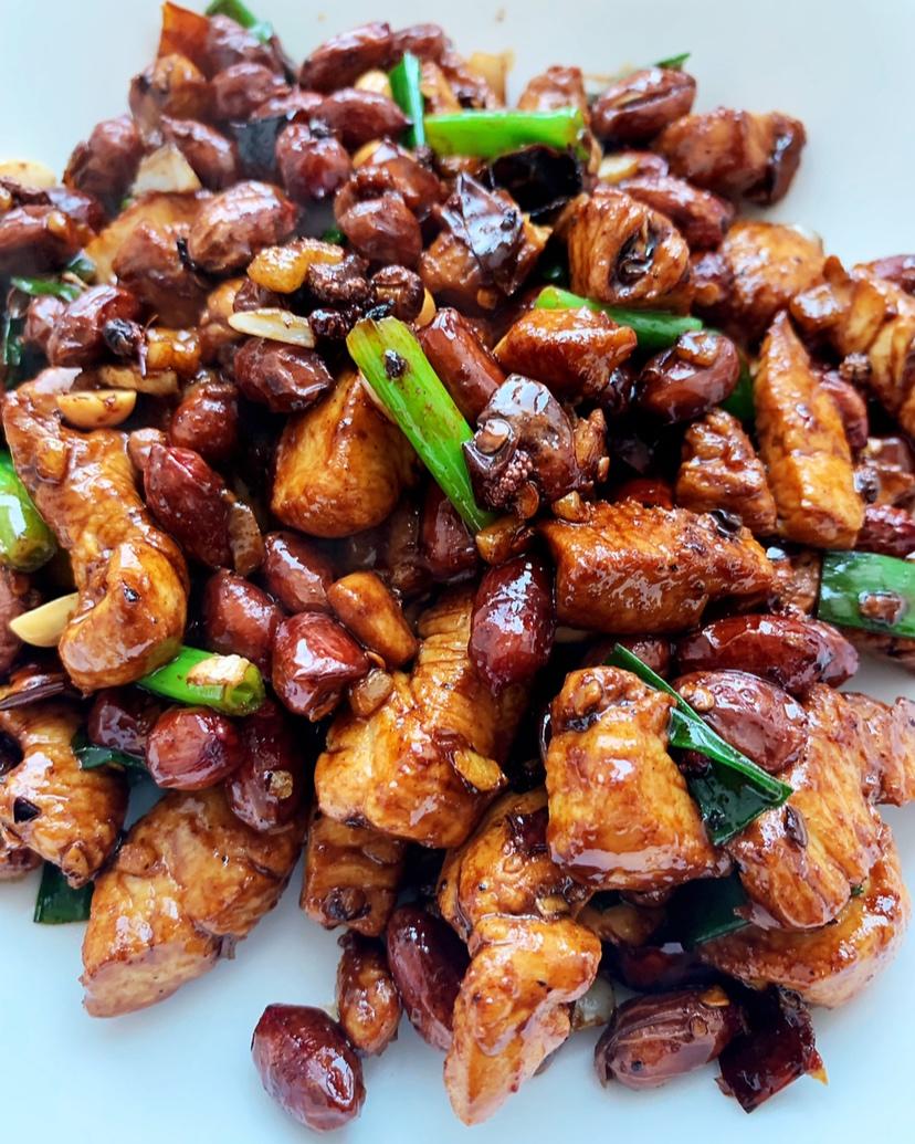 厨师长教你: “宫保鸡丁”的川味正宗做法, 一看就有食欲, 收藏了