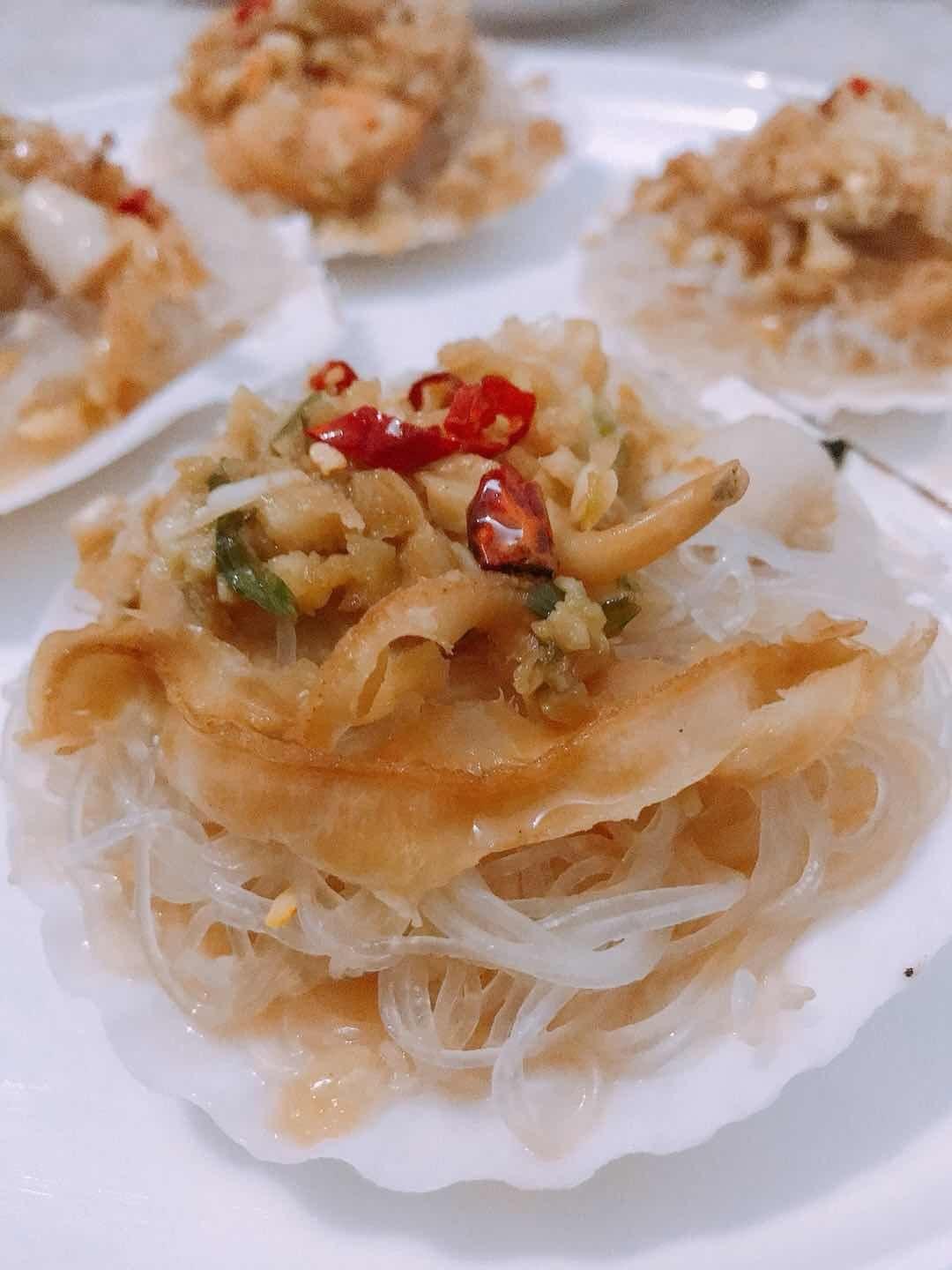 蒜蓉粉丝蒸扇贝粉丝入味有诀窍
