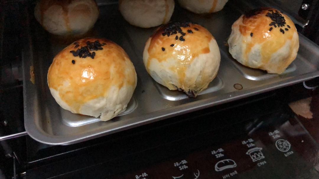蛋黄酥