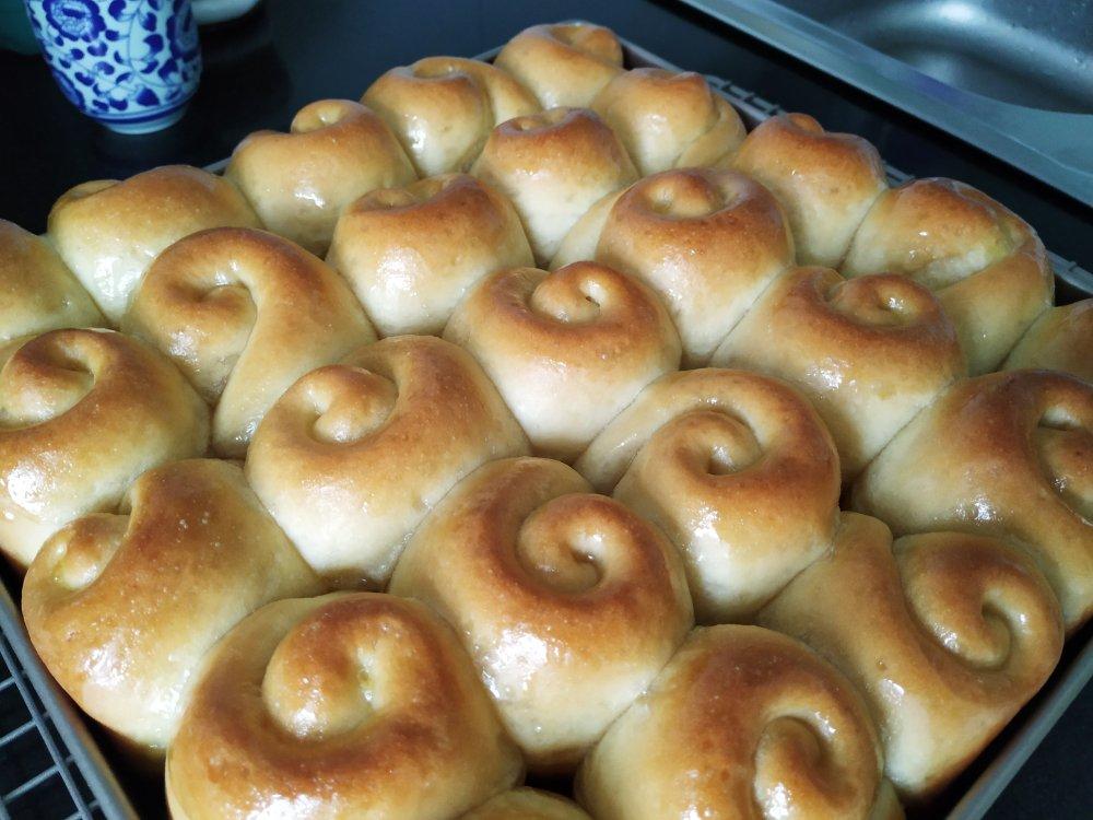 脆底蜂蜜小面包