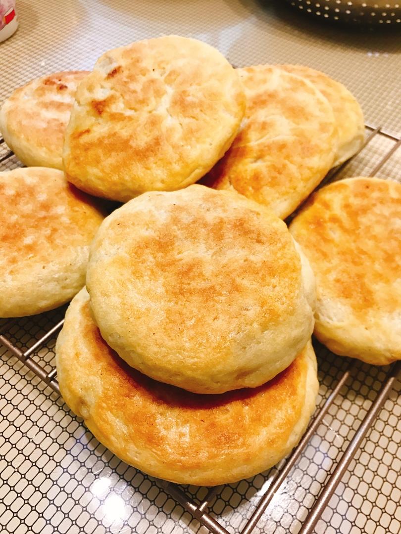 油酥肉火烧 Pork Pie
