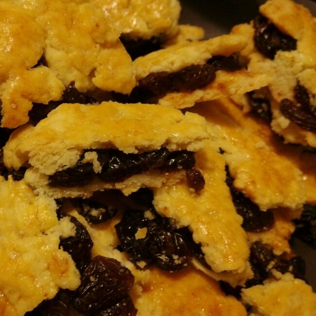 葡萄干夹心饼干