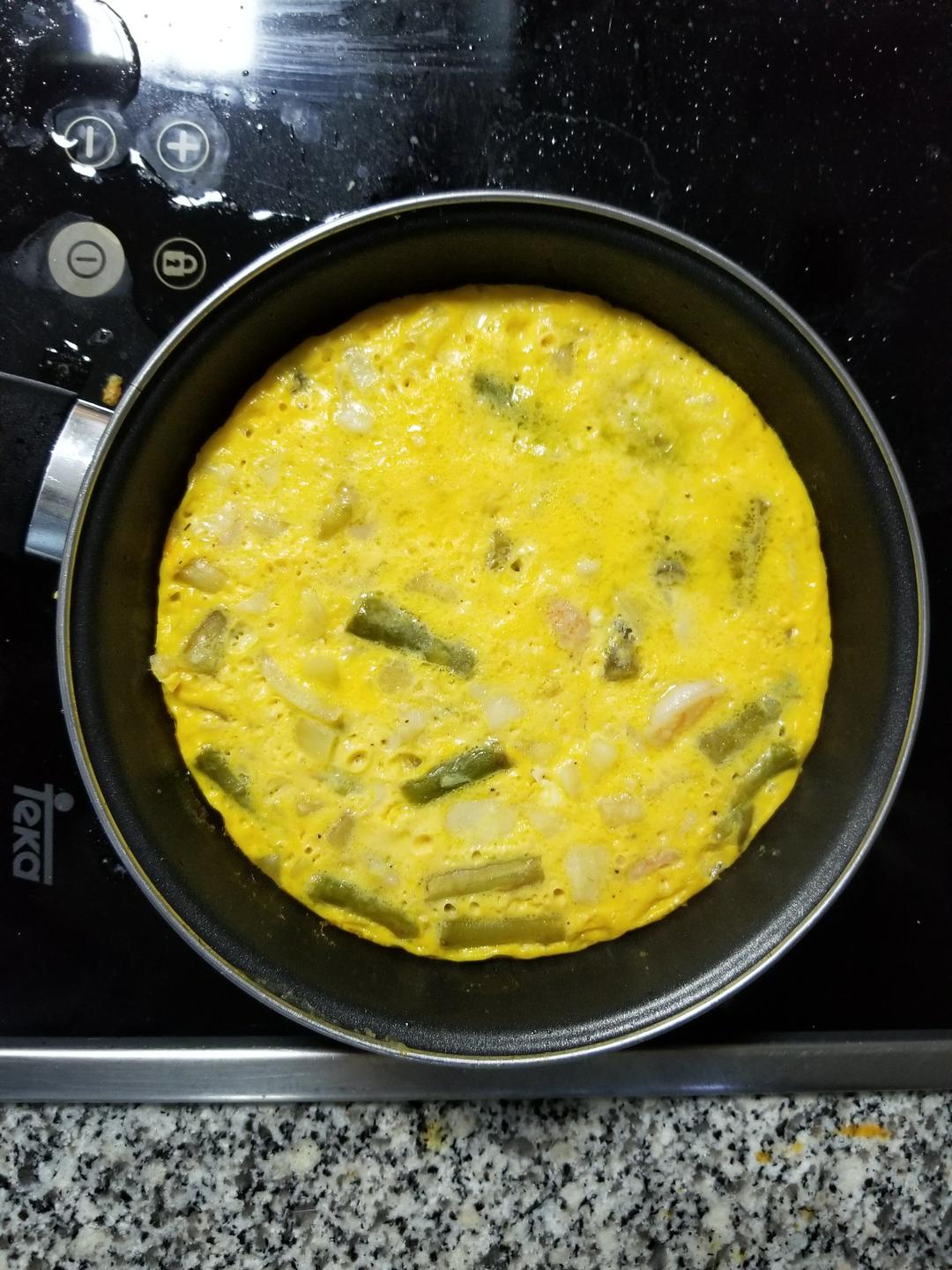 芦笋虾仁早餐蛋饼