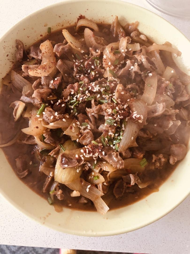 剁椒辣炒鸡胗