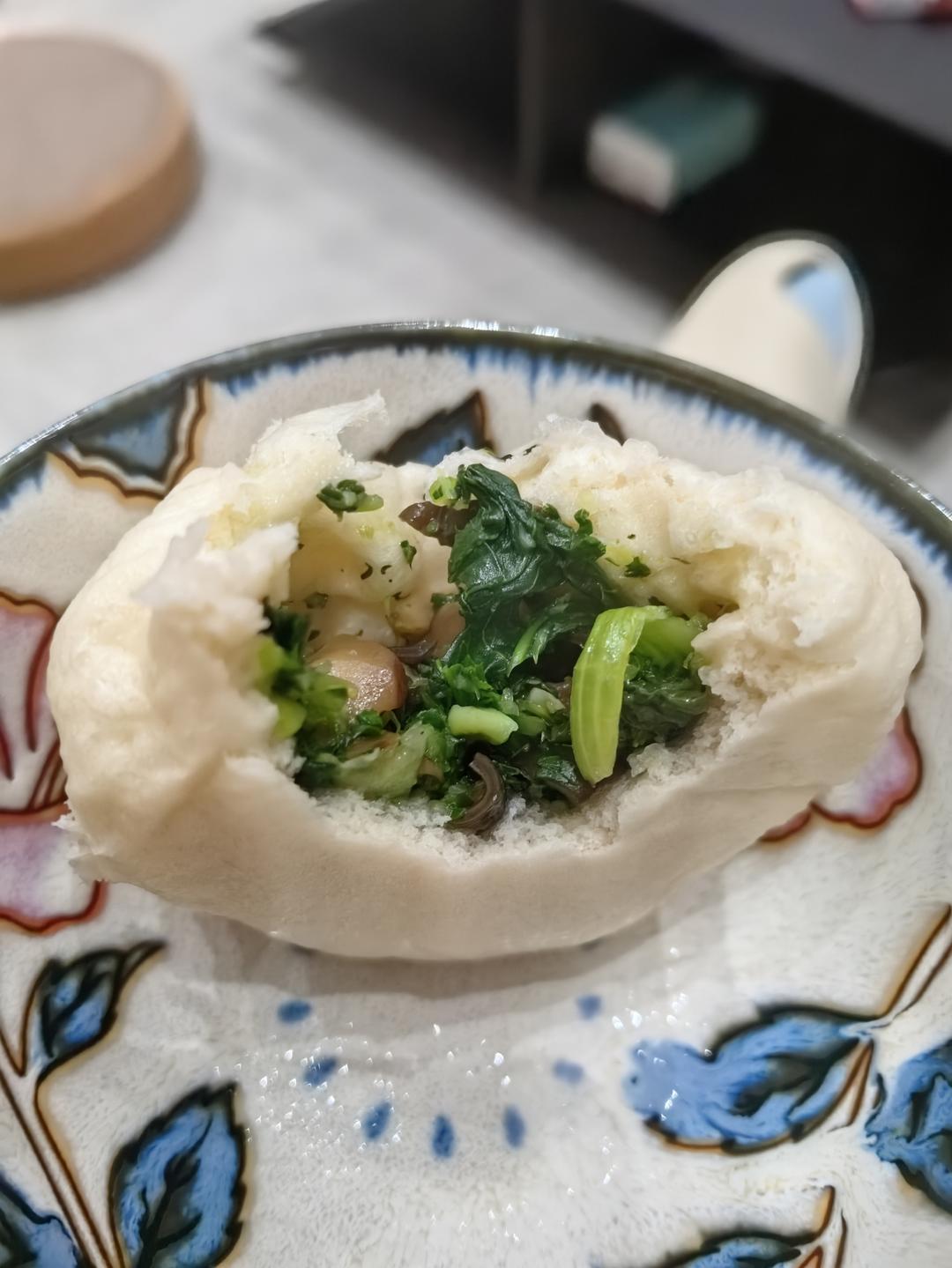 秒杀绿杨邨的香菇菜包