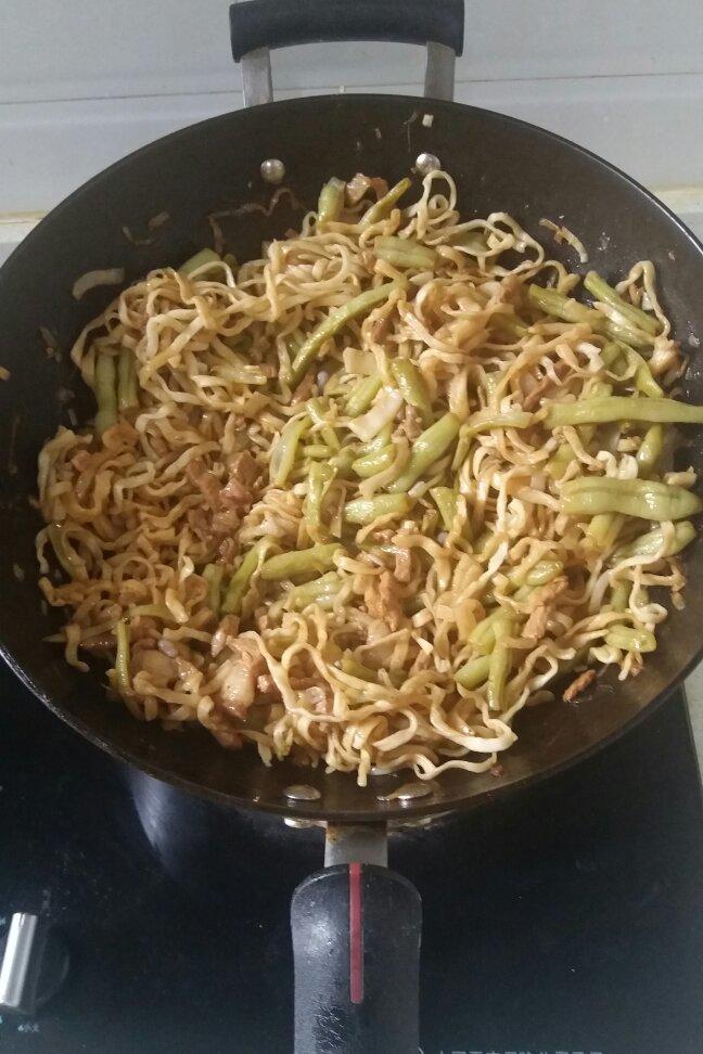 豆角焖面