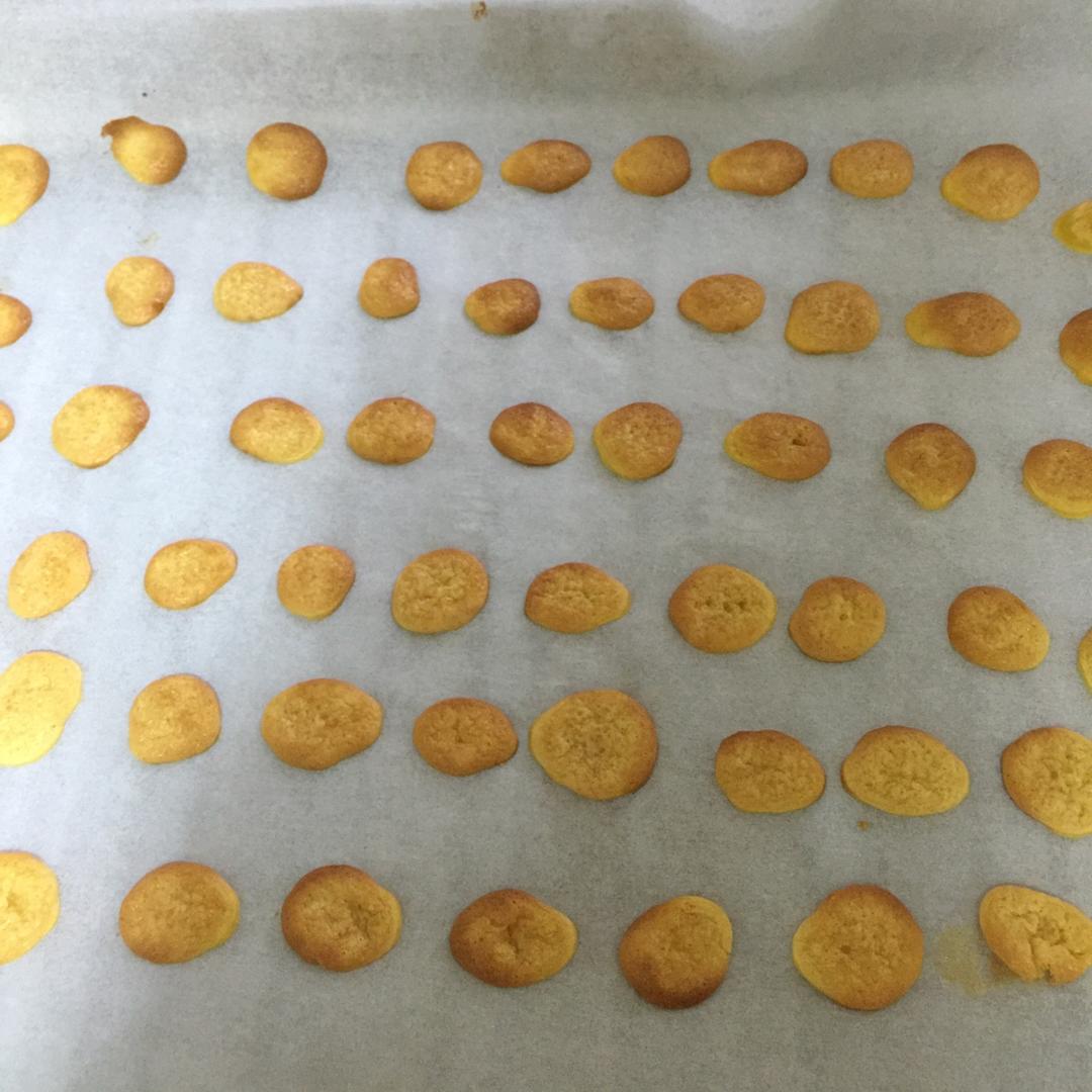 宝宝奶香蛋黄小溶豆