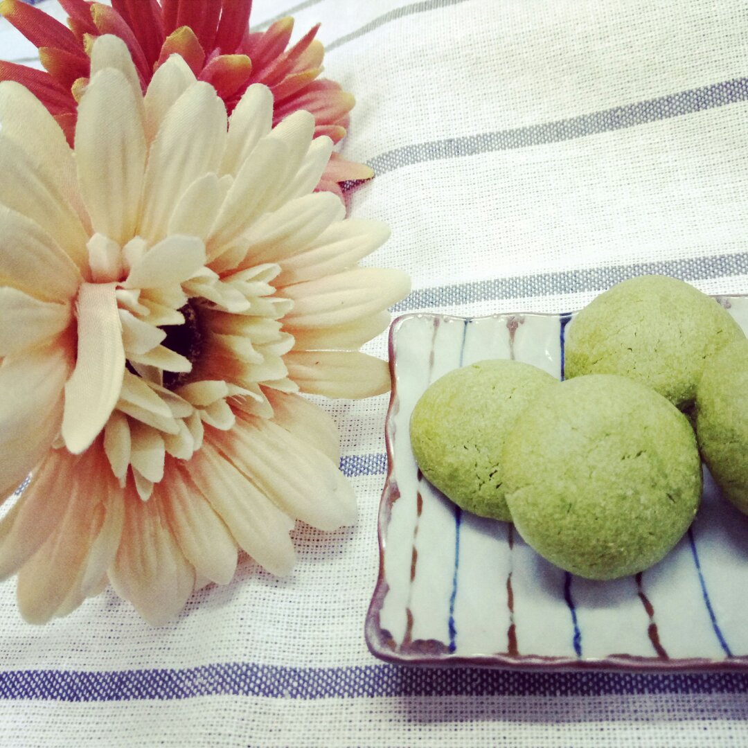 奶油抹茶球-香酥不是我的错，关键要看怎么做。