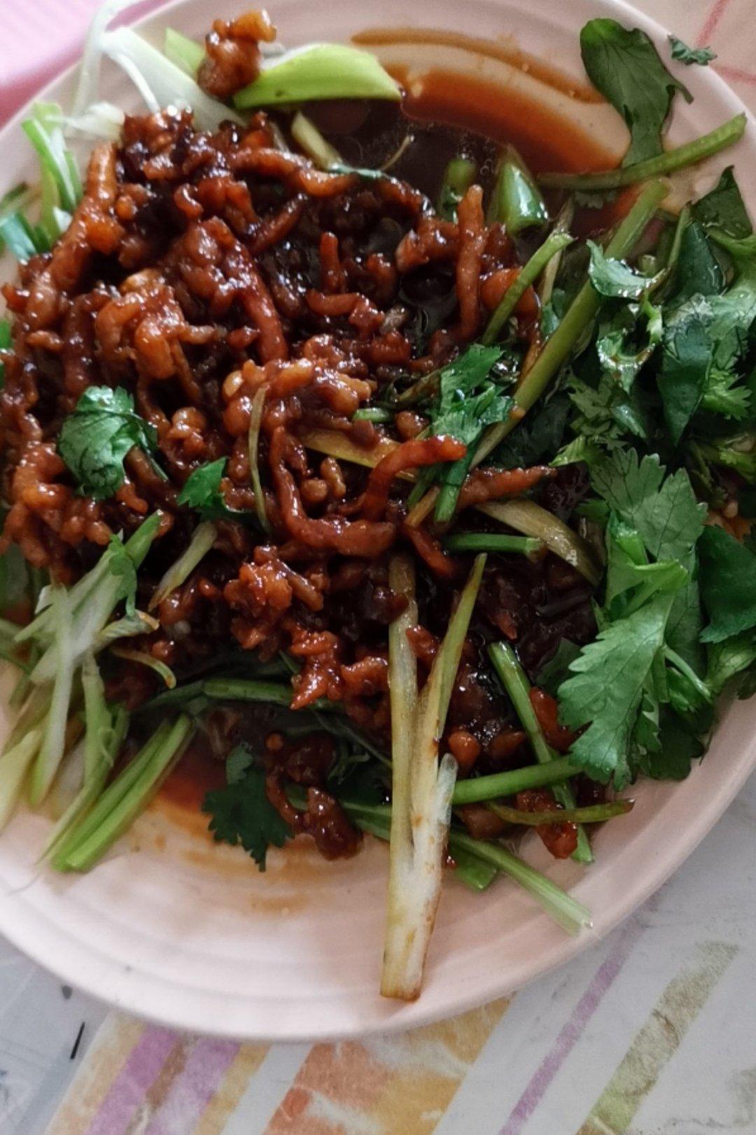 京酱肉丝
