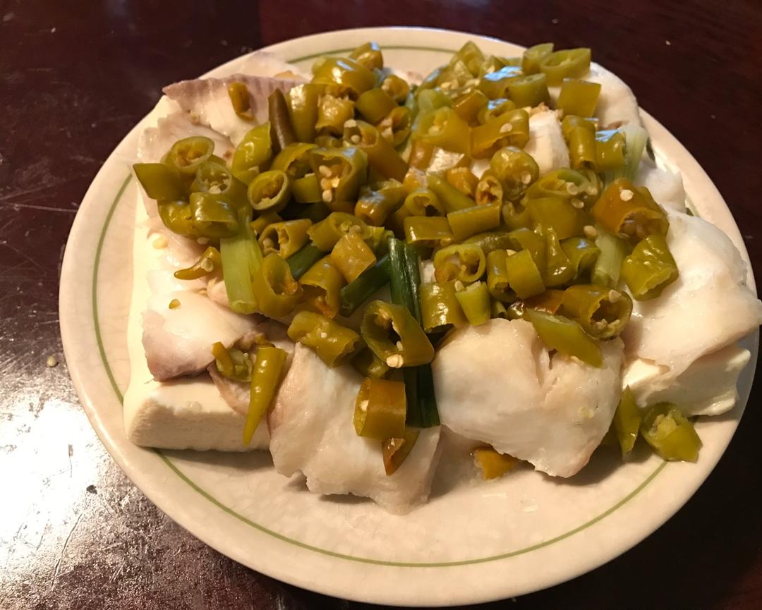 大口吃肉