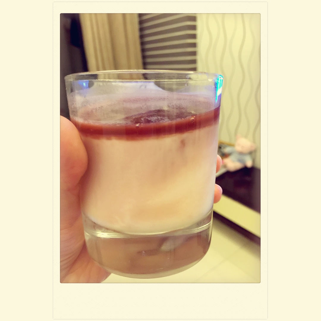 红酒酸奶