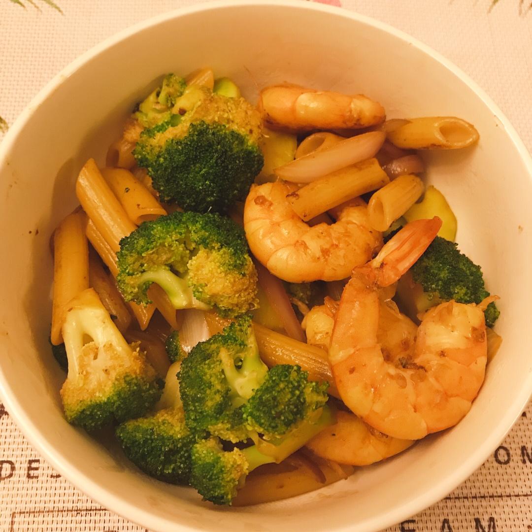 减脂|美味又低脂的虾油虾仁意大利面