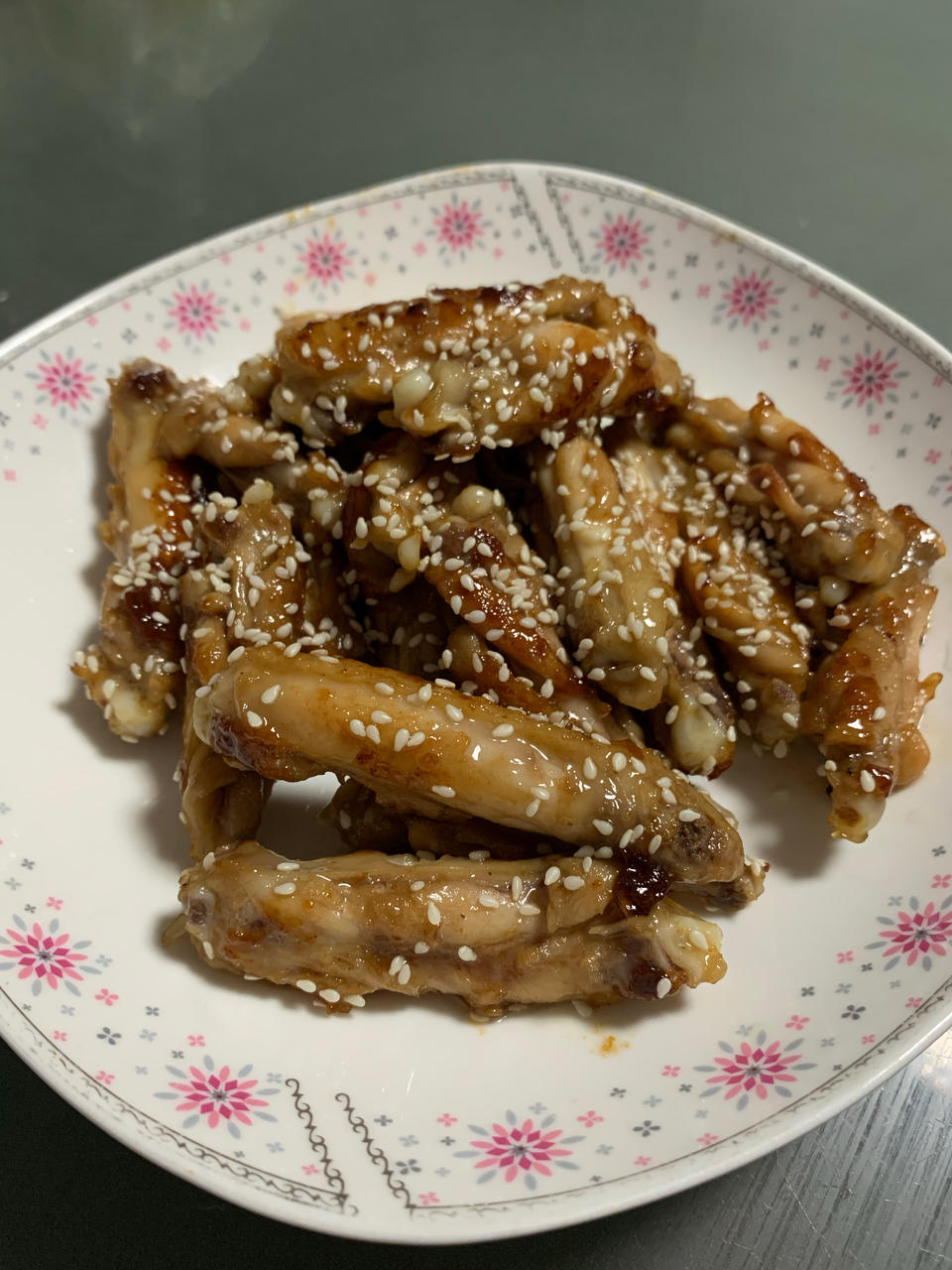 不舔手指算我输‼️做法超简单的鲜嫩多汁秘制小鸡翅🔥