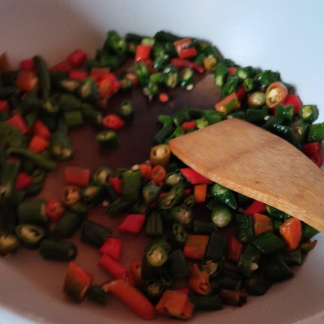 河南美食面炕辣椒