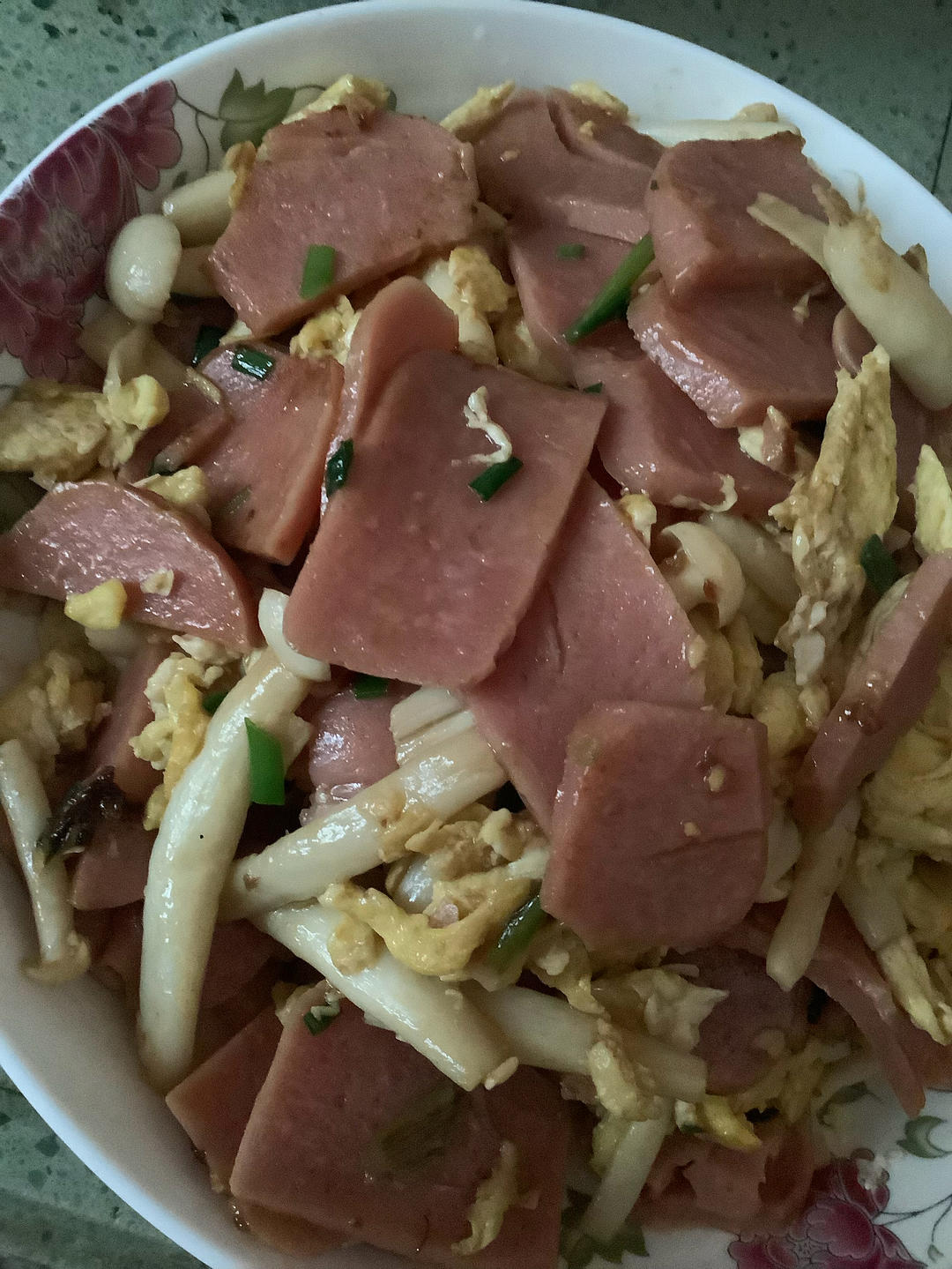 海鲜菇火腿炒蛋