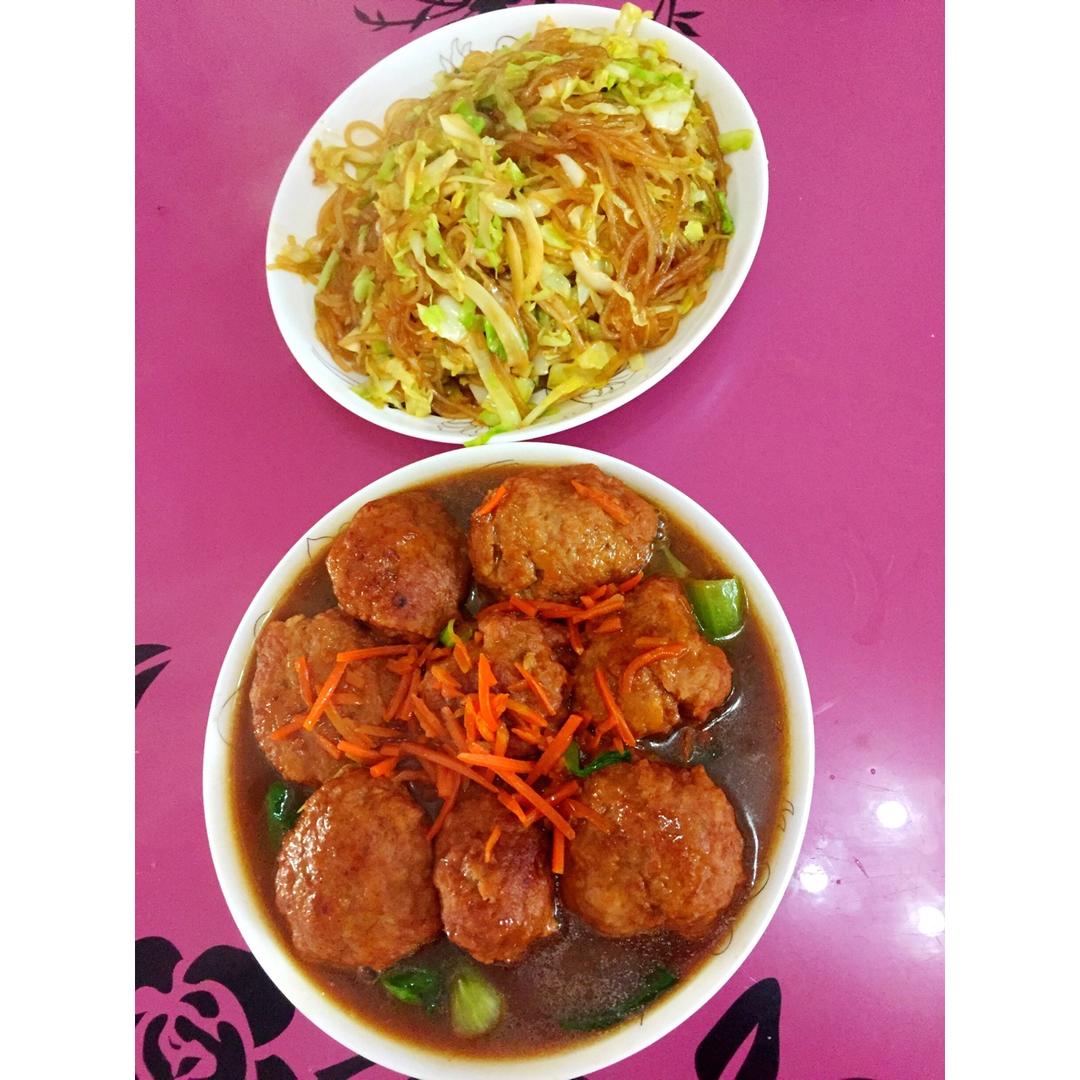 四喜丸子/红烧狮子头 Chinese Meatballs