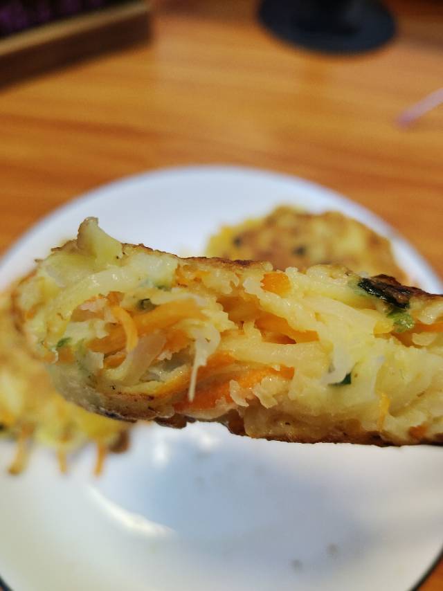 土豆饼(土豆胡萝卜丝饼)