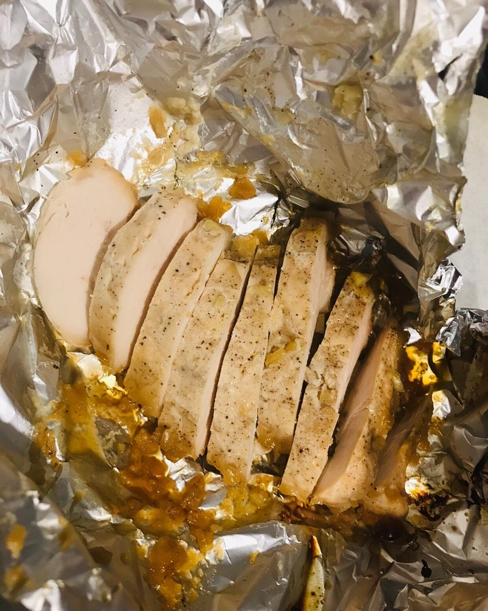 酷炫屌炸天好吃的煎鸡胸肉（香蒜蜂蜜煎鸡胸肉）