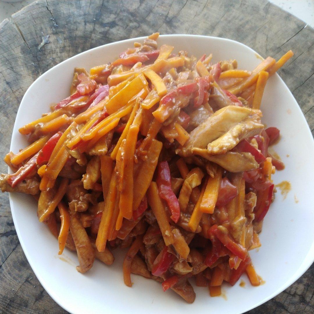 超好吃的鱼香肉丝（做法相当简单，一看就会）