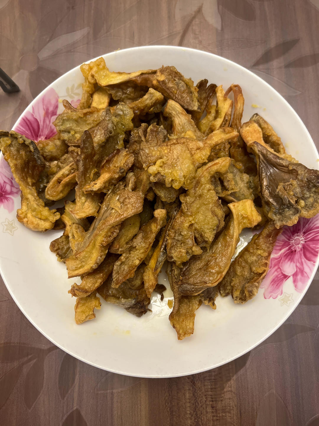 炸蘑菇用不用焯水？裹淀粉还是面粉？厨师长告诉你