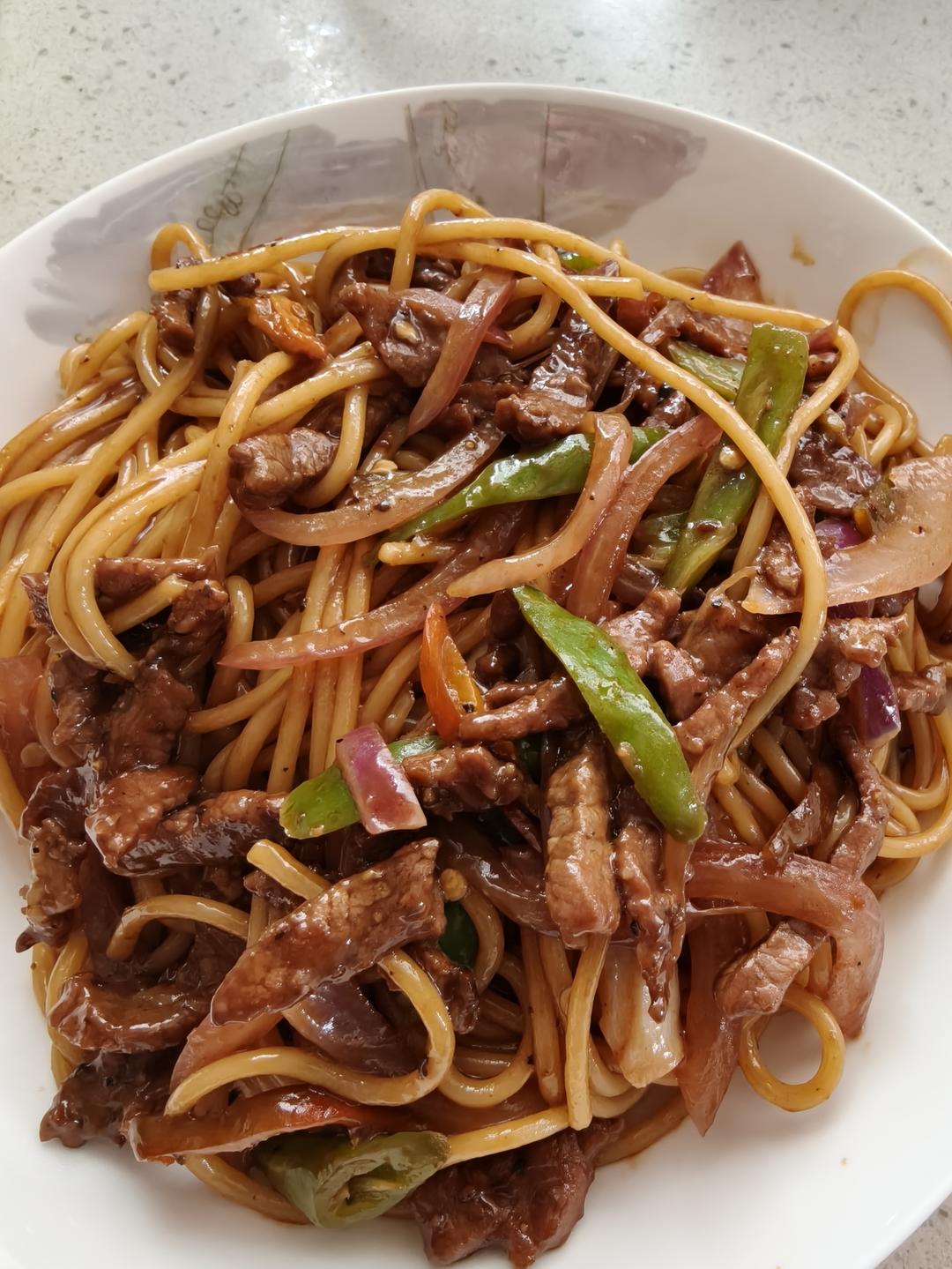 味道不输西餐厅的黑椒牛柳意面