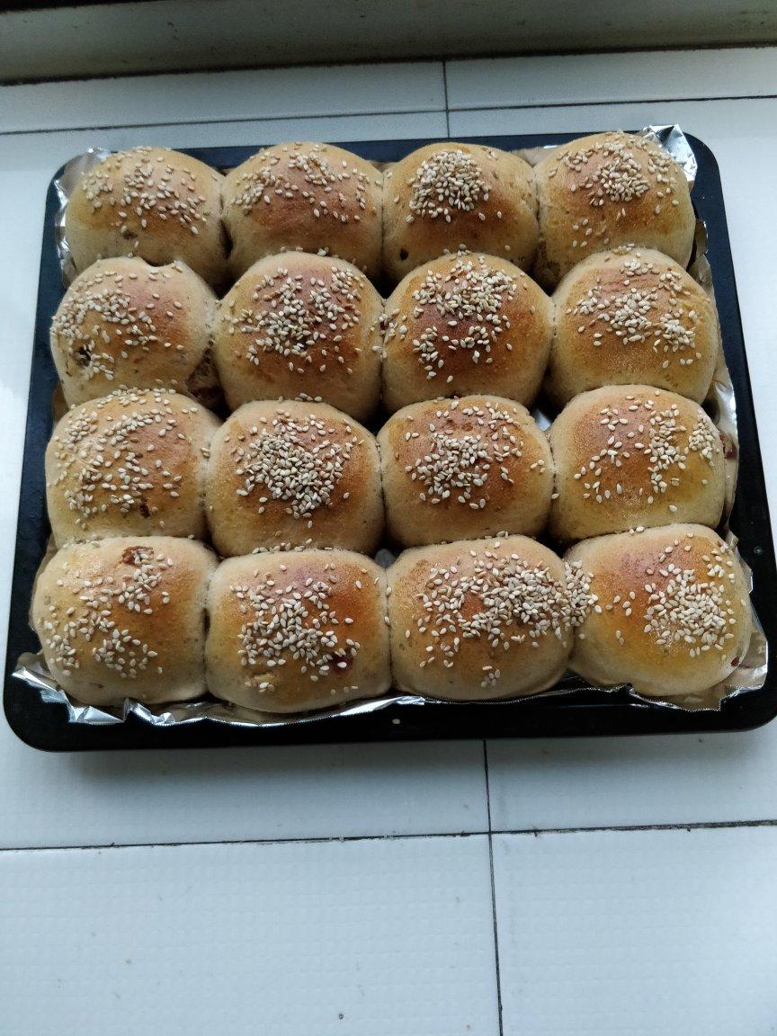 全麦小餐包丨醇香加倍，柔软升级