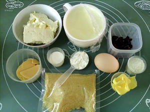 白巧克力蔓越莓芝士蛋糕的做法 步骤1
