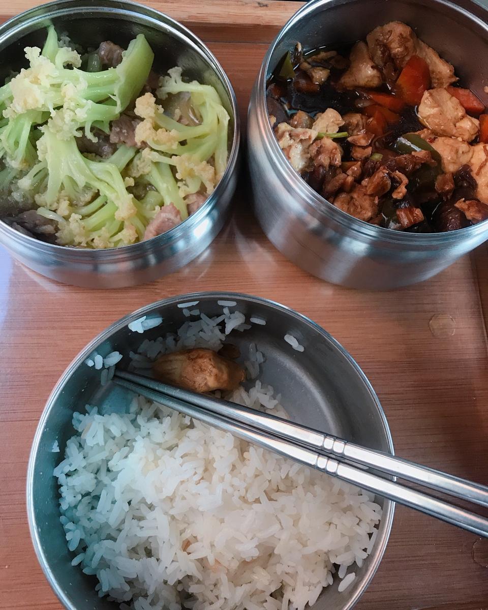 【冬菇虾米豆腐煲】广东人做豆腐煲，鲜到眉毛掉！