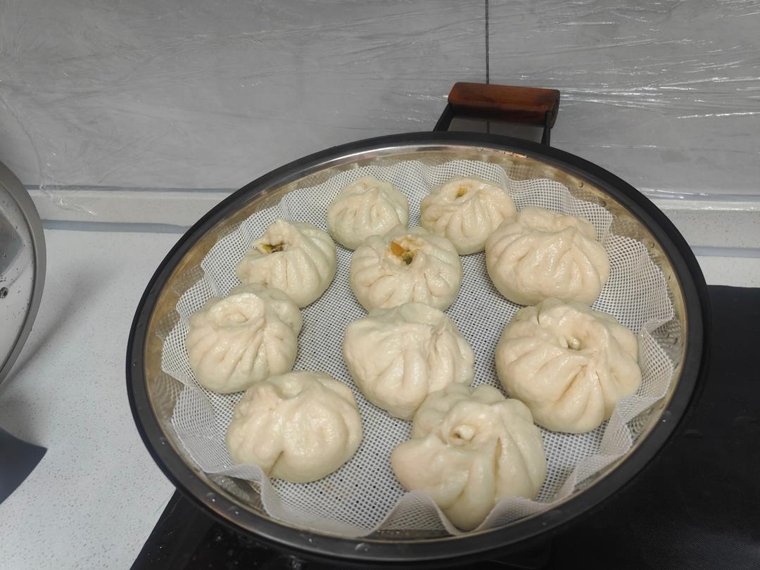 笋干肉包
