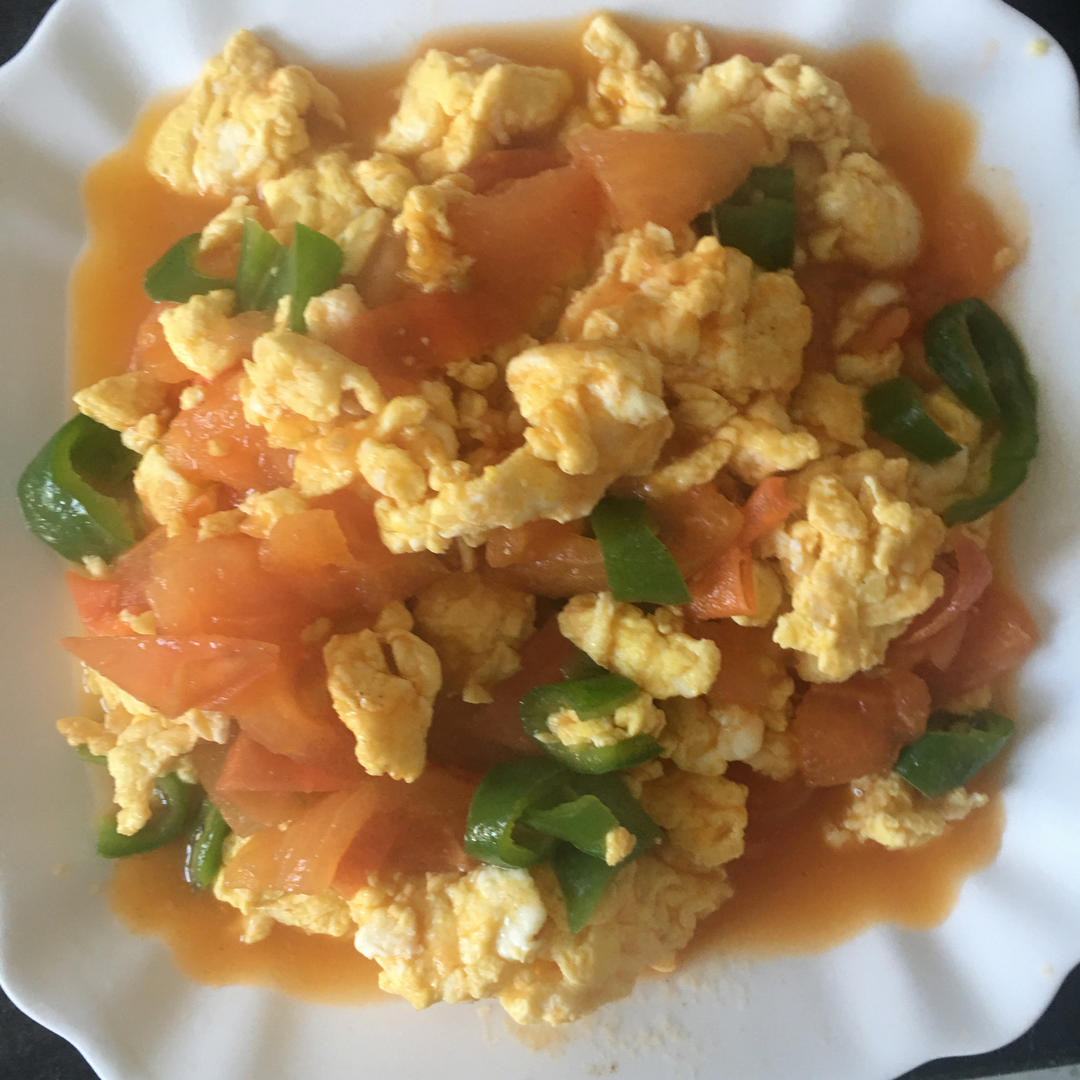 万能番茄青椒炒蛋