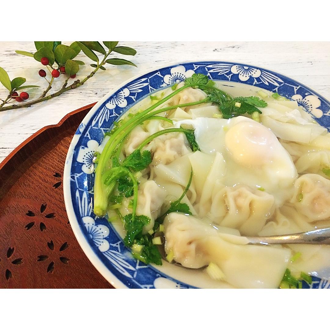pan爱美食做的干贝小馄饨