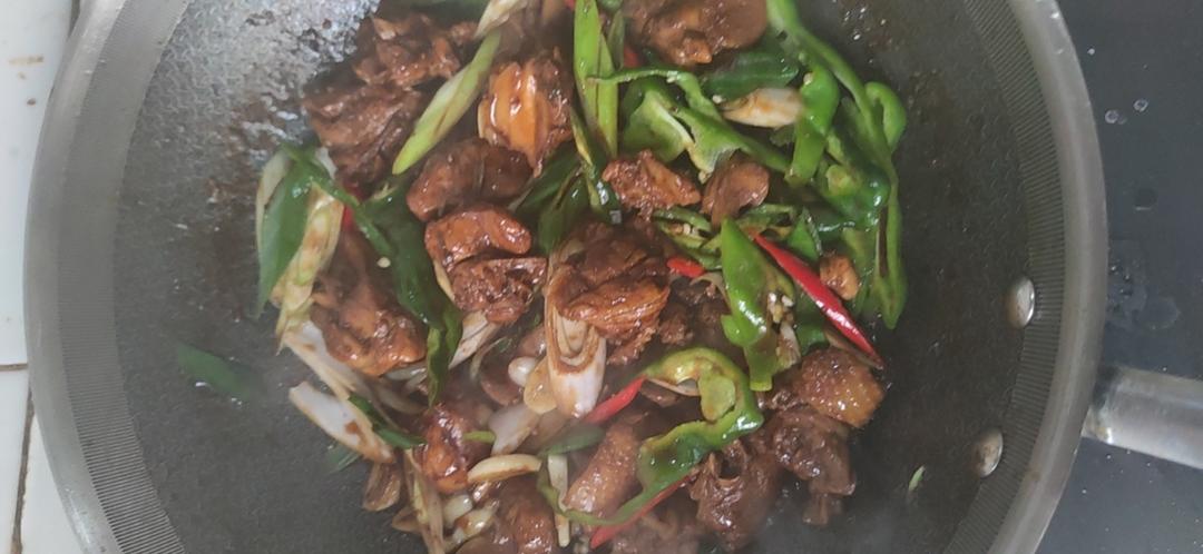 辣椒炒鸡（临沂家常）