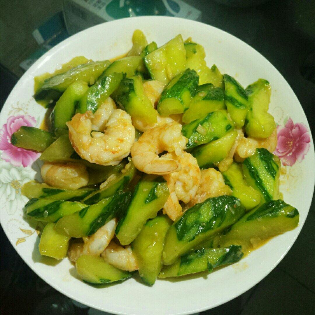 虾仁炒黄瓜胡萝卜