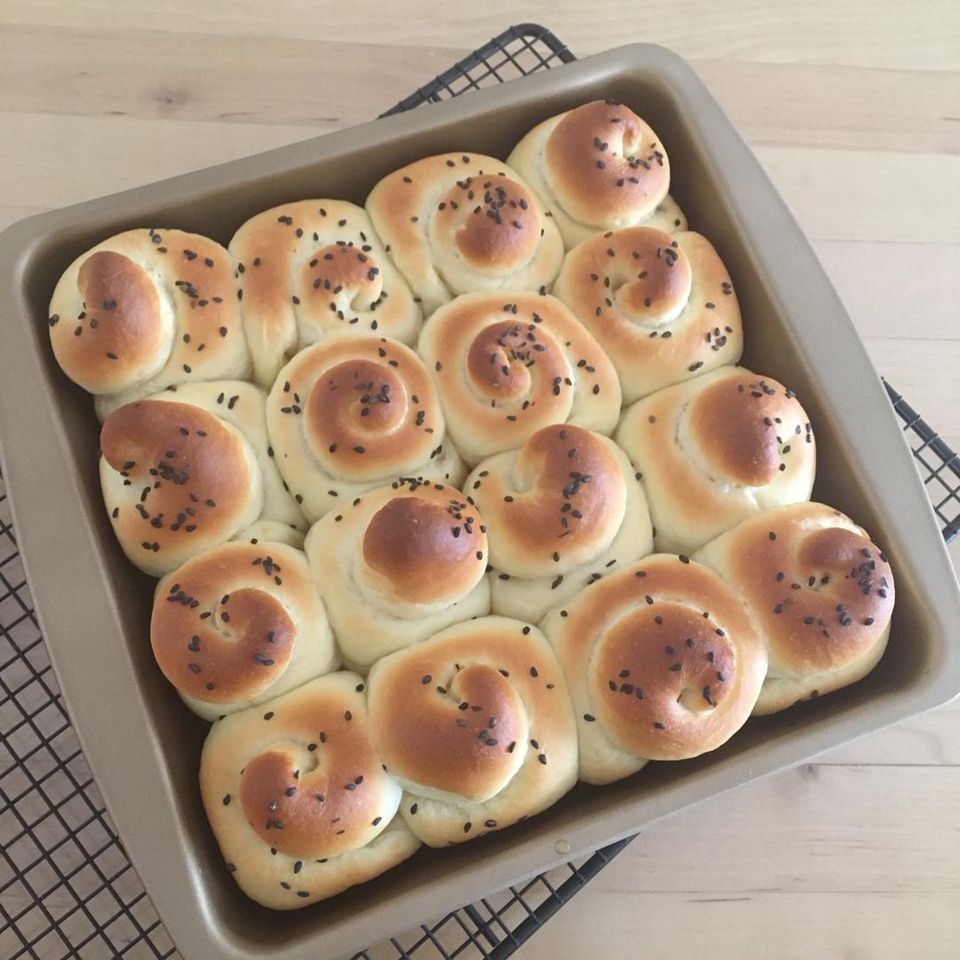 奶油蜂蜜小面包