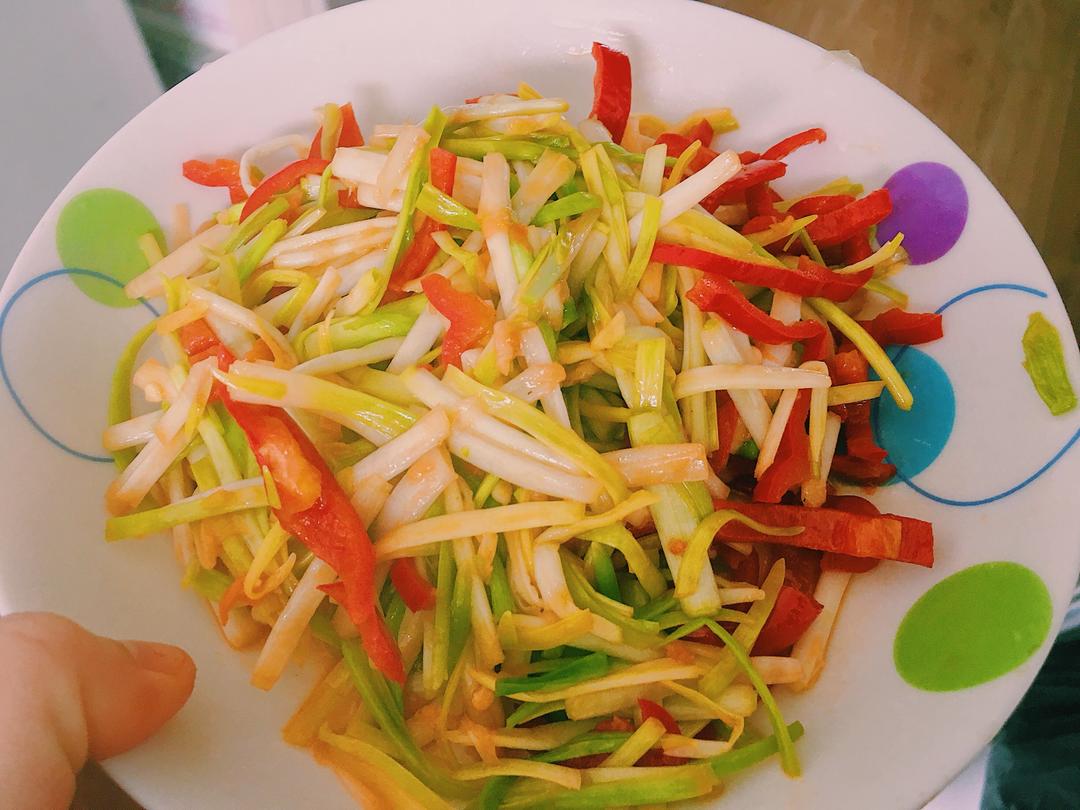 清炒蒜黄的做法