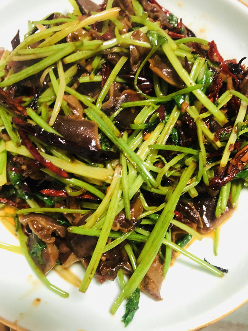 辣爆鸡胗