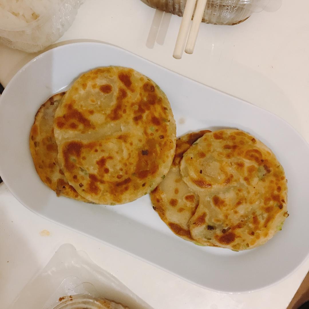 堂妈教你做飘香葱油饼