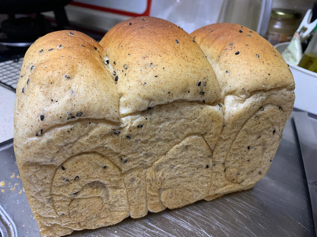 黑芝麻全麦吐司